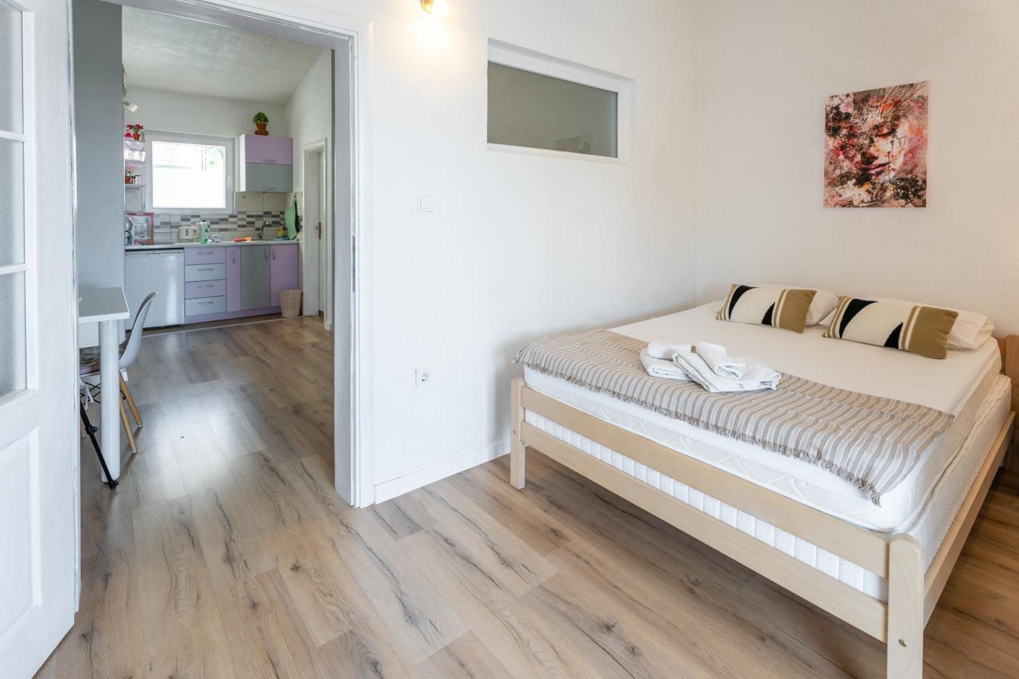 Apartments Miki Bar Eksteriør bilde