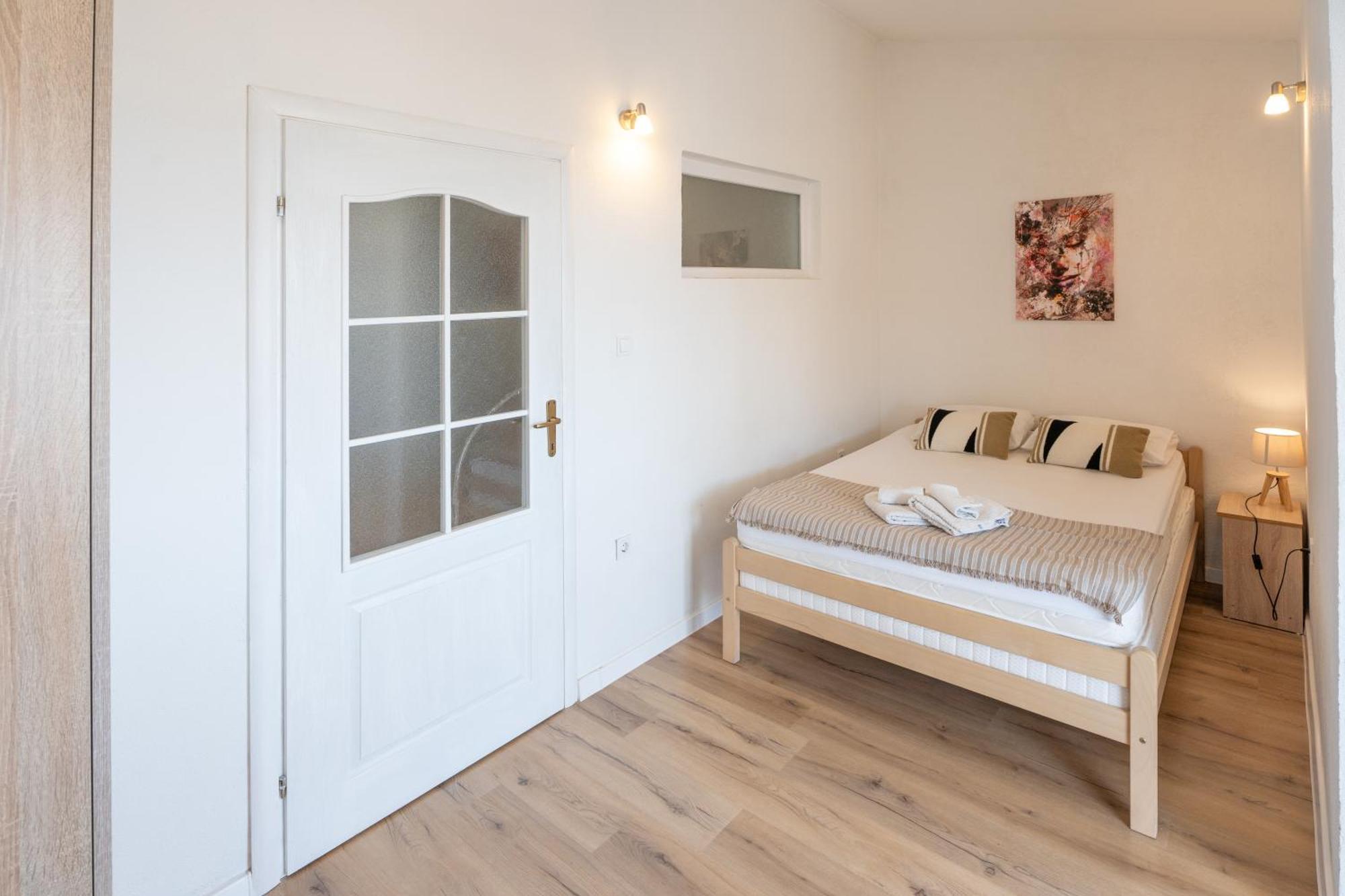 Apartments Miki Bar Eksteriør bilde