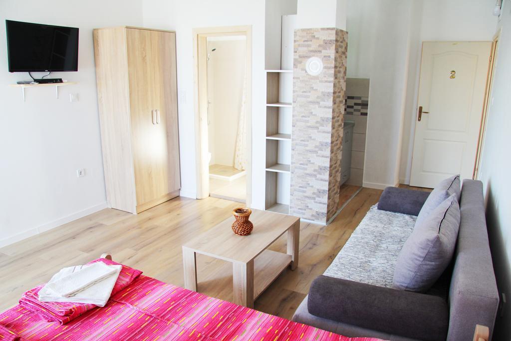 Apartments Miki Bar Eksteriør bilde